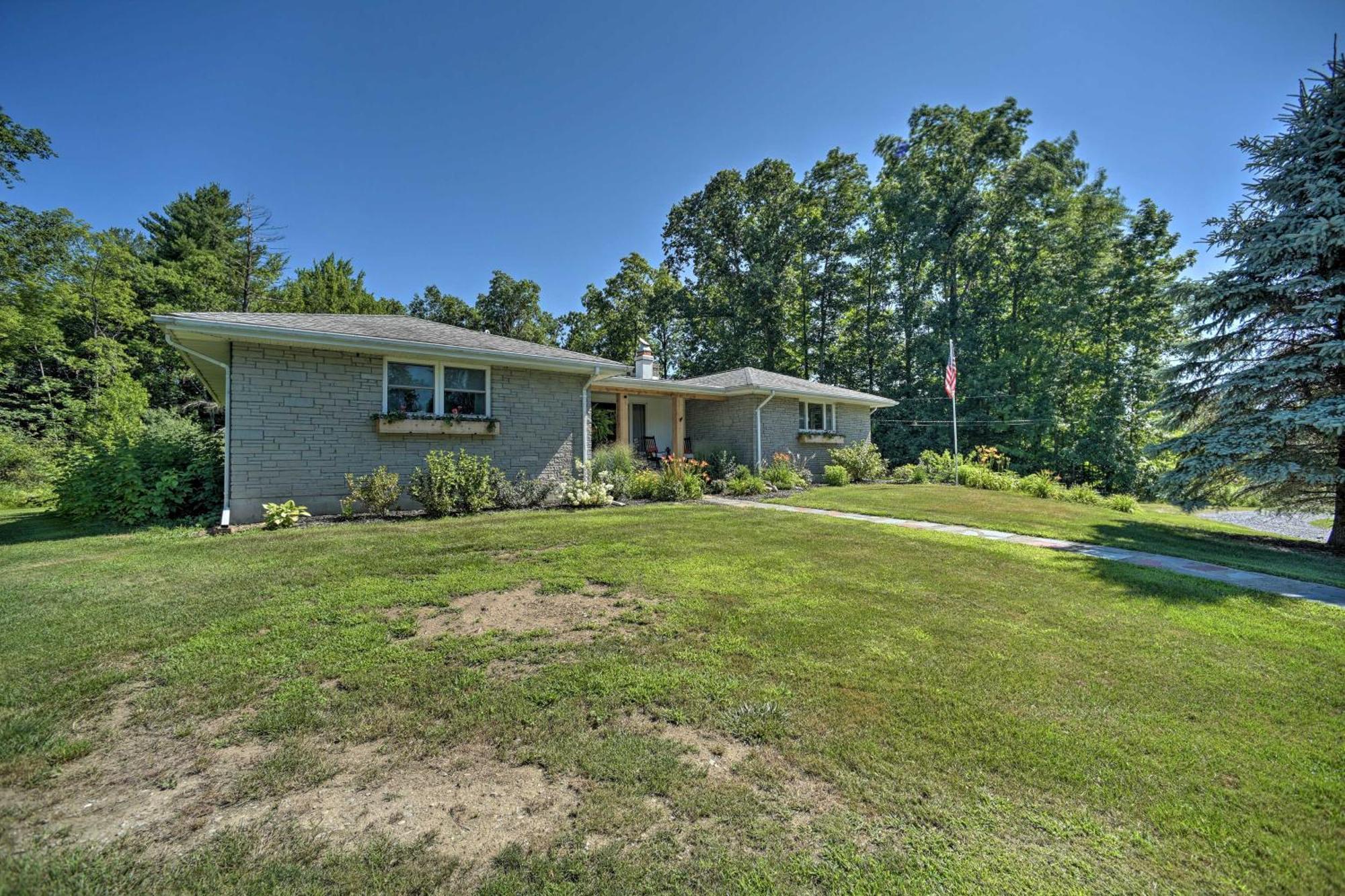 Modern Studio Less Than 13 Mi To Saratoga Racetrack! Ballston Spa Εξωτερικό φωτογραφία