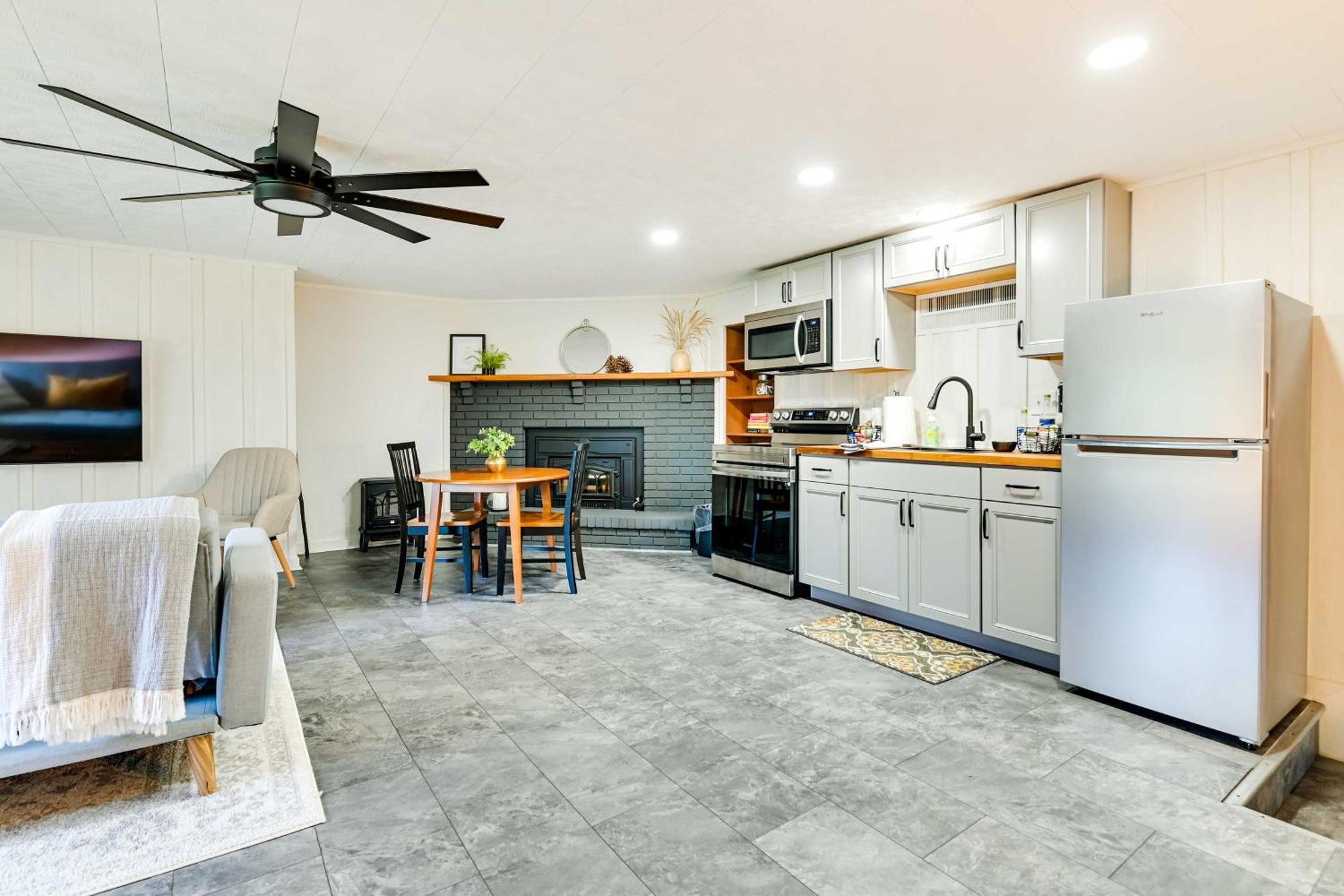 Modern Studio Less Than 13 Mi To Saratoga Racetrack! Ballston Spa Εξωτερικό φωτογραφία